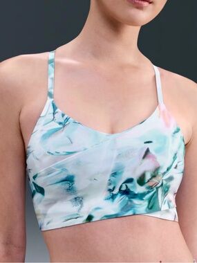 NWT! NIKE Indy Women's Artist Collection Susan Fang Padded Sports Bra Small